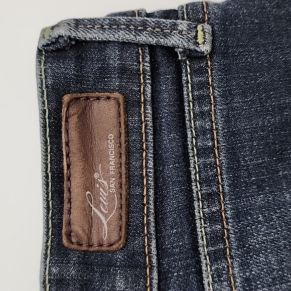 Levi's Women's Bold Curve Classic Straight Leg Denim Blue Fade Jeans Sz  31 X 32 - Picture 9 of 16